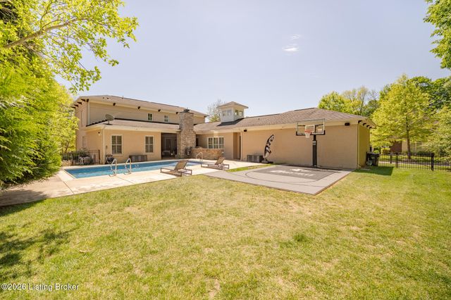 7101 Graf Springs Dr, Louisville, KY 40241