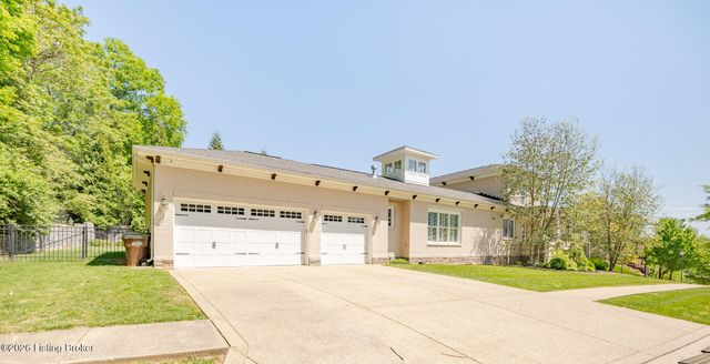 7101 Graf Springs Dr, Louisville, KY 40241