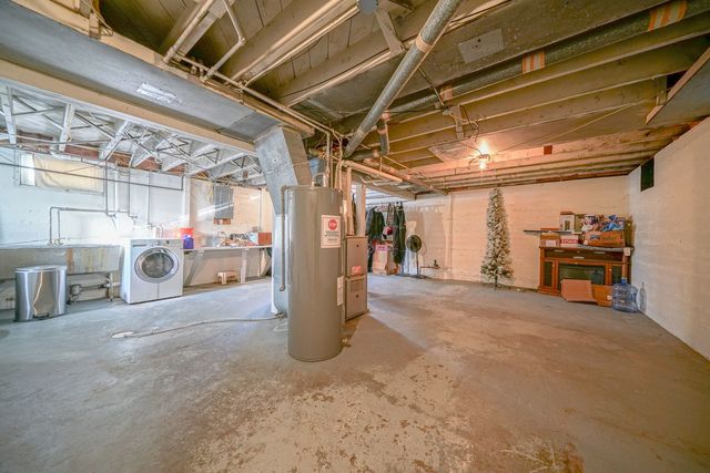 409 W Lincoln Street, Mount Morris, IL 61054