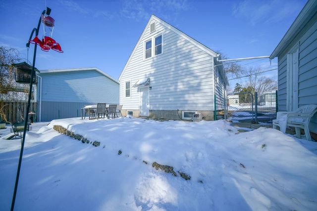 409 W Lincoln Street, Mount Morris, IL 61054