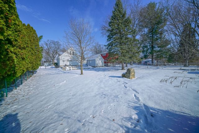 409 W Lincoln Street, Mount Morris, IL 61054