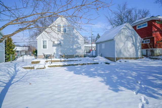 409 W Lincoln Street, Mount Morris, IL 61054