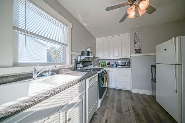 409 W Lincoln Street, Mount Morris, IL 61054