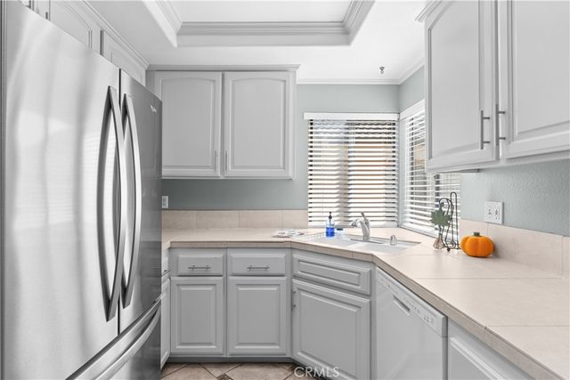 16911 Eastlake Lane, Huntington Beach, CA 92647
