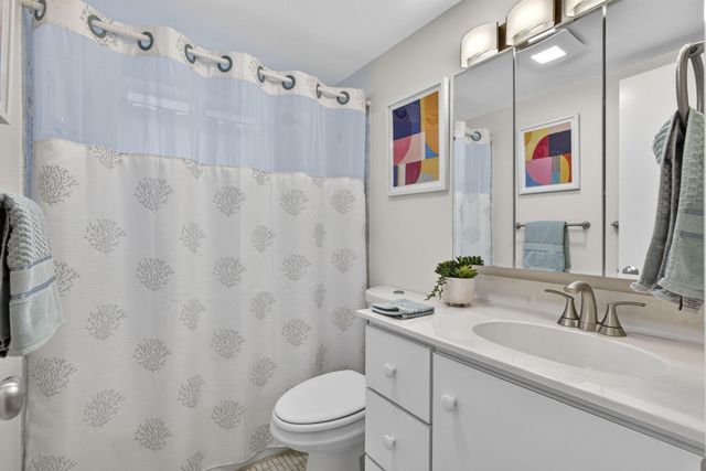 3402 Cynthia Lane 201, Lake Worth Beach, FL 33461