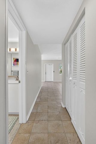 3402 Cynthia Lane 201, Lake Worth Beach, FL 33461