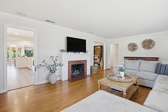 8917 Lemon Avenue, La Mesa, CA 91941