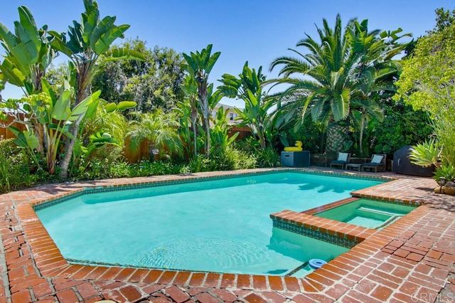 8917 Lemon Avenue, La Mesa, CA 91941