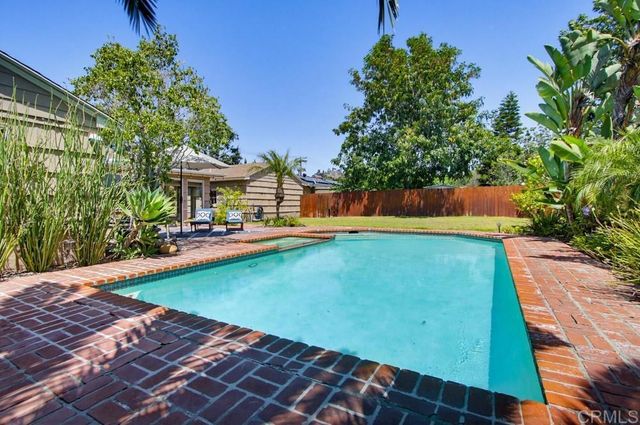 8917 Lemon Avenue, La Mesa, CA 91941