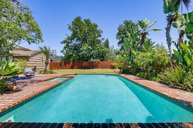 8917 Lemon Avenue, La Mesa, CA 91941