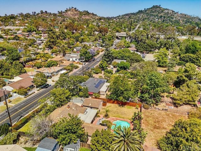 8917 Lemon Avenue, La Mesa, CA 91941