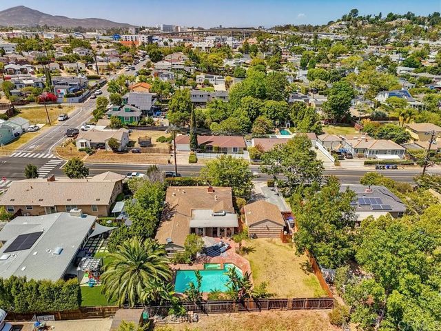 8917 Lemon Avenue, La Mesa, CA 91941