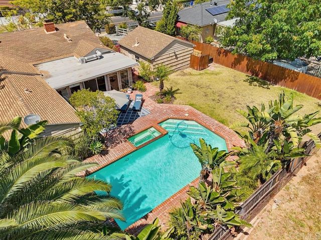 8917 Lemon Avenue, La Mesa, CA 91941