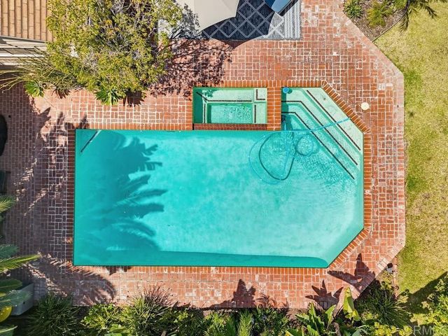 8917 Lemon Avenue, La Mesa, CA 91941