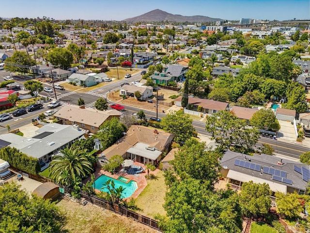 8917 Lemon Avenue, La Mesa, CA 91941
