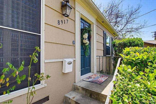 8917 Lemon Avenue, La Mesa, CA 91941