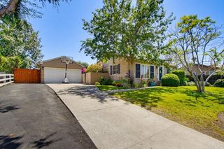8917 Lemon Avenue, La Mesa, CA 91941