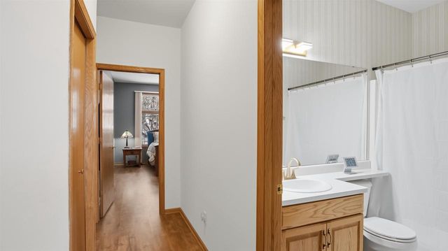 31 Deer Point Trail, Madison, WI 53719