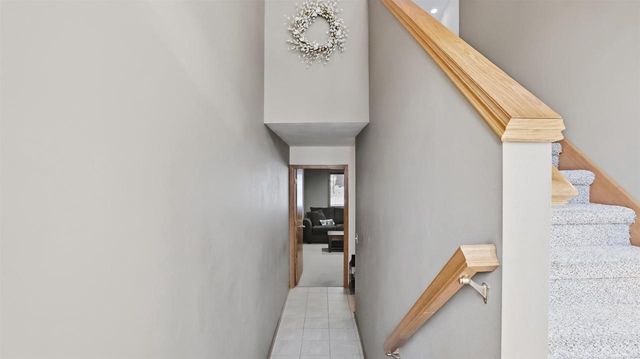 31 Deer Point Trail, Madison, WI 53719