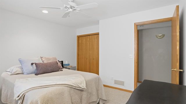 31 Deer Point Trail, Madison, WI 53719