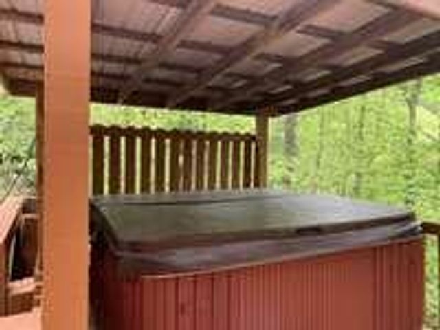 55 Debbie Lane, Slade, KY 40376