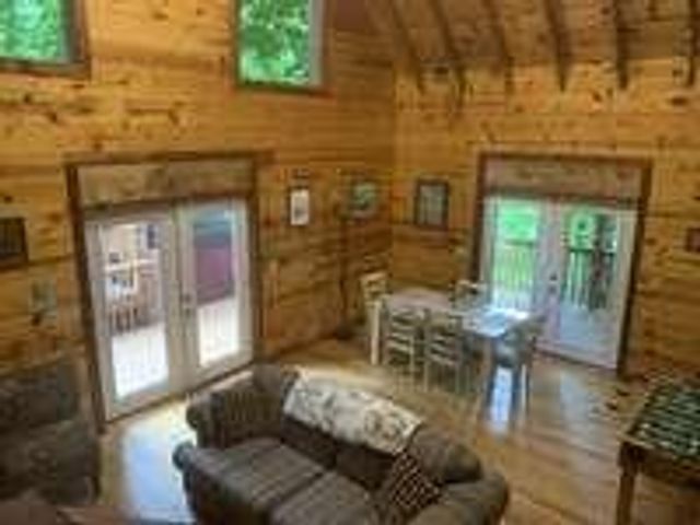 55 Debbie Lane, Slade, KY 40376