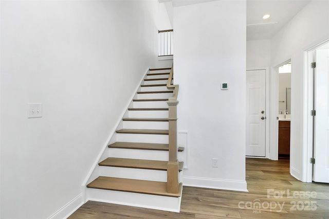 7118 Westrow Avenue, Charlotte, NC 28278