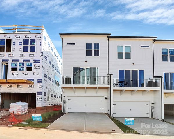 7118 Westrow Avenue, Charlotte, NC 28278