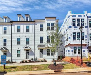 7118 Westrow Avenue, Charlotte, NC 28278