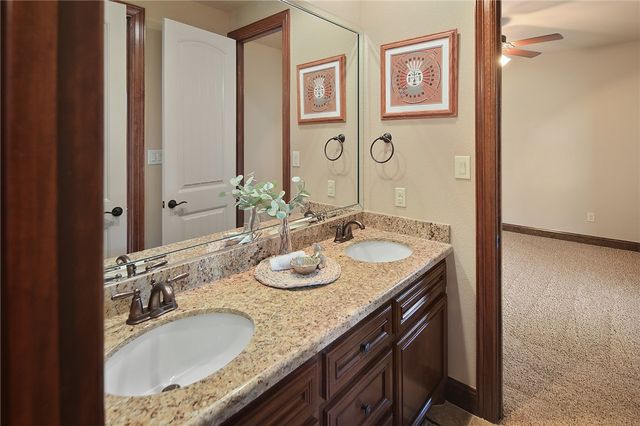 10682 Commonwealth Drive, Iola, TX 77861