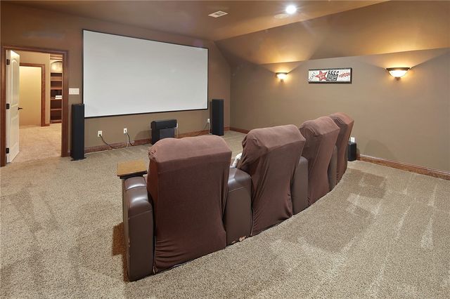 10682 Commonwealth Drive, Iola, TX 77861