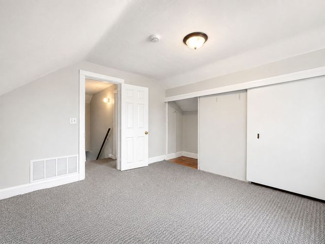 1221 B Avenue NW, Cedar Rapids, IA 52405