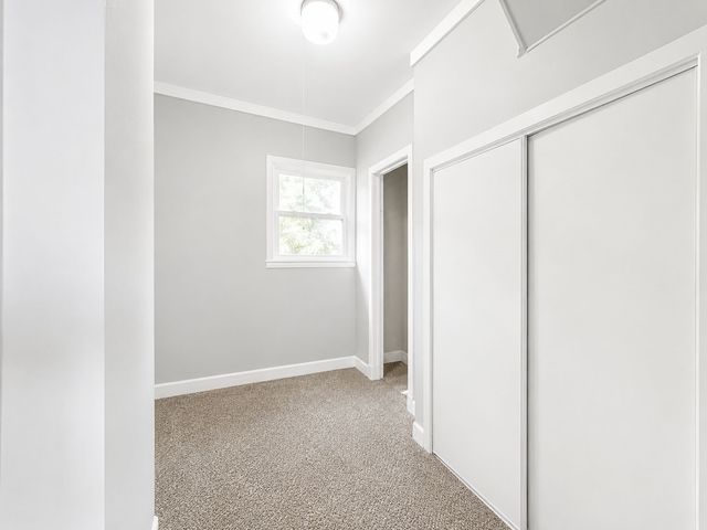1221 B Avenue NW, Cedar Rapids, IA 52405