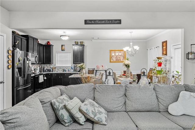 409 Hyder Court, Mcdonough, GA 30253