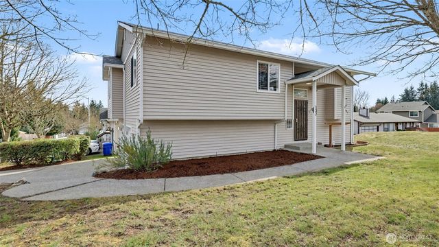 132 76th Place SW, Everett, WA 98203