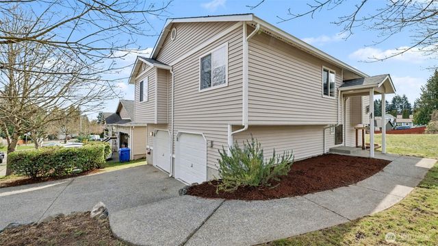 132 76th Place SW, Everett, WA 98203