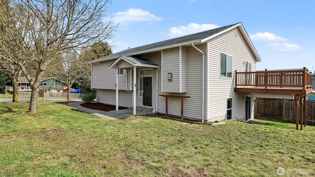 132 76th Place SW, Everett, WA 98203