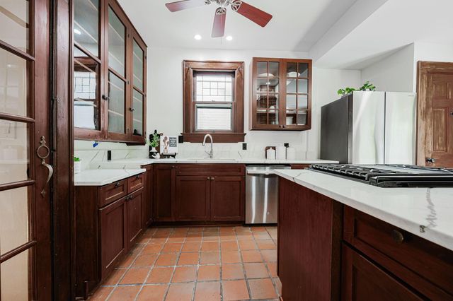 373 Stewart Avenue, Columbus, OH 43206