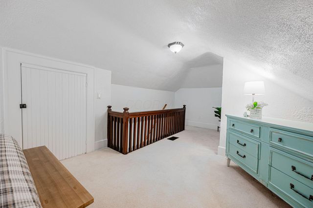 373 Stewart Avenue, Columbus, OH 43206