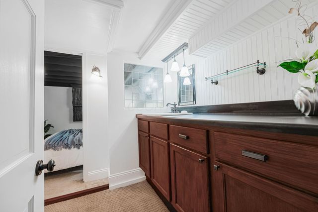 373 Stewart Avenue, Columbus, OH 43206