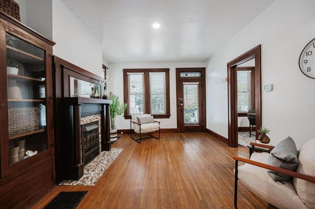 373 Stewart Avenue, Columbus, OH 43206