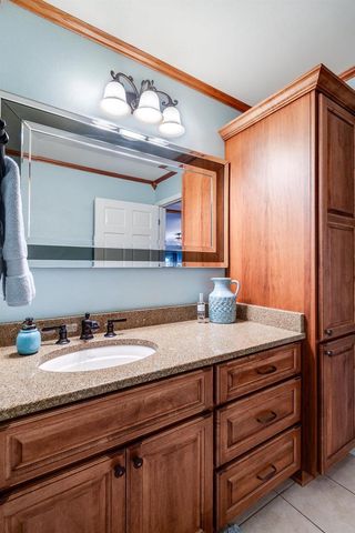 2001 Timber Lake Road, Oregon, WI 53575