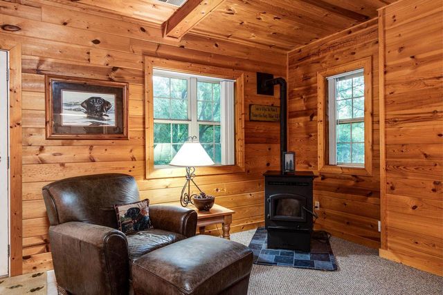 2001 Timber Lake Road, Oregon, WI 53575