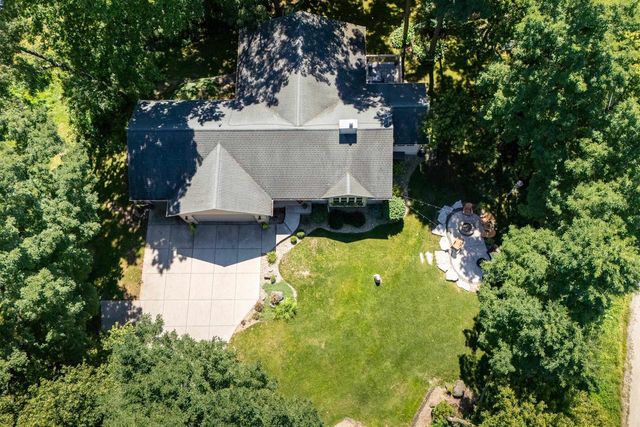 2001 Timber Lake Road, Oregon, WI 53575
