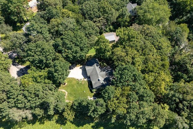 2001 Timber Lake Road, Oregon, WI 53575