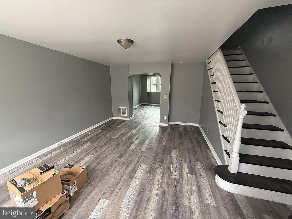 1828 W ELEANOR ST, Philadelphia, PA 19141