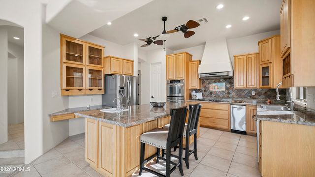 33516 N 7th Street, Phoenix, AZ 85085