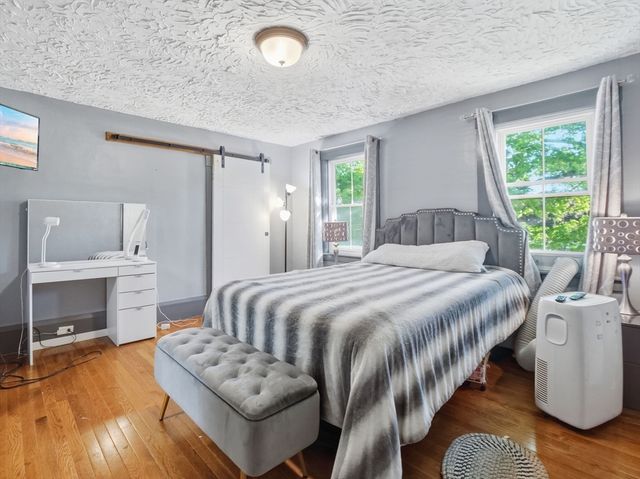 9 Turnpike Rd, Townsend, MA 01469