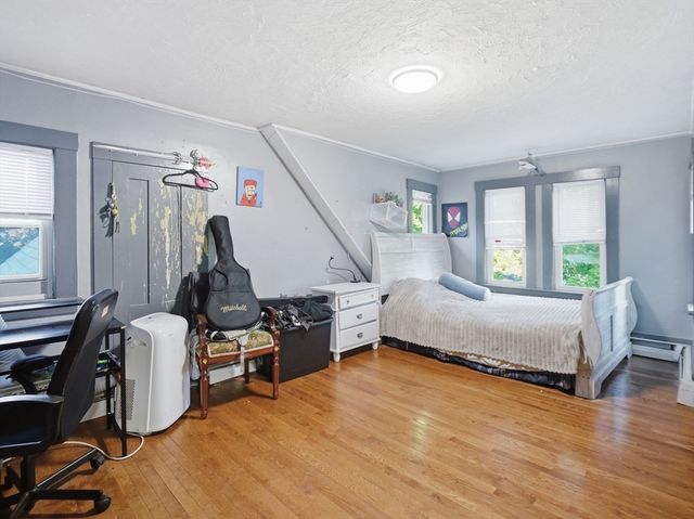 9 Turnpike Rd, Townsend, MA 01469
