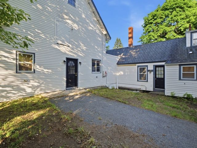 9 Turnpike Rd, Townsend, MA 01469